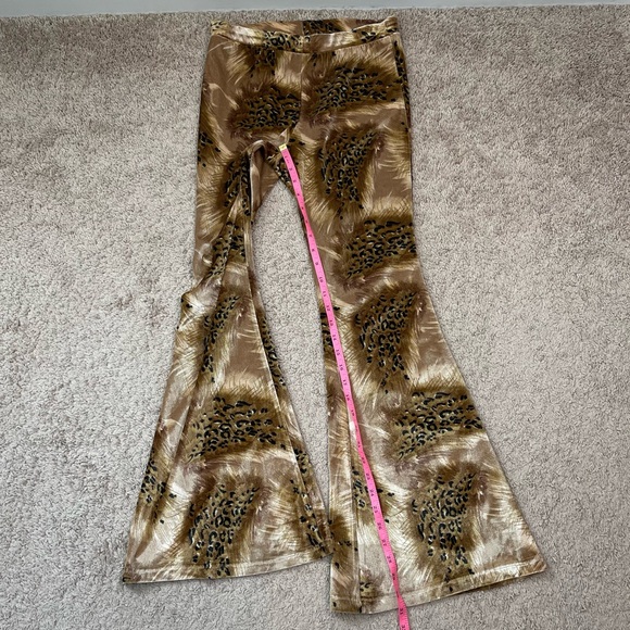 Spell and the Gypsy Velvet Savannah Bells Animal Print Flare Boho Pants Size 8 - Picture 13 of 15